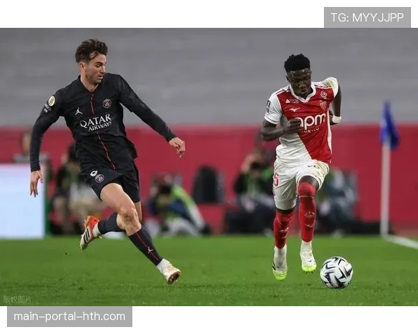 雷恩客场2-0击败里尔，积分紧追欧冠区